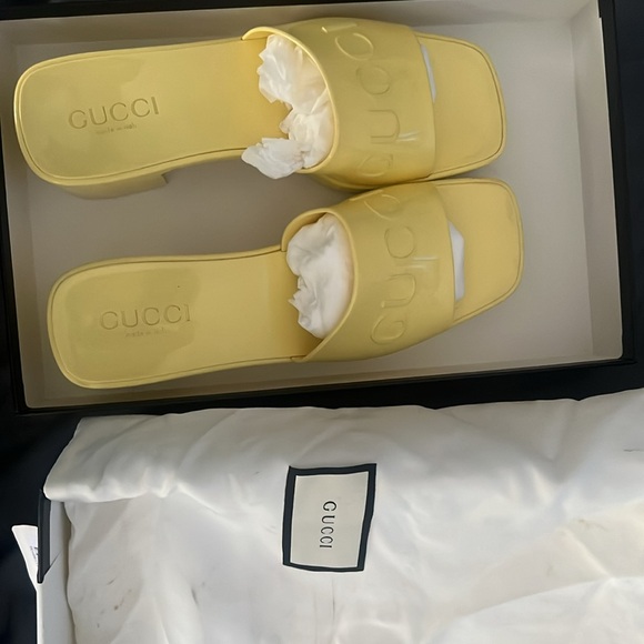 Warn but still in great condition box included! - Picture 3 of 10